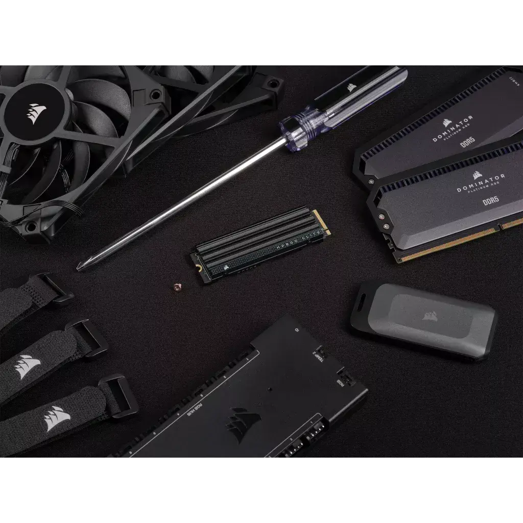SSD диск Corsair 1 TB MP600 ELITE Photo 11
