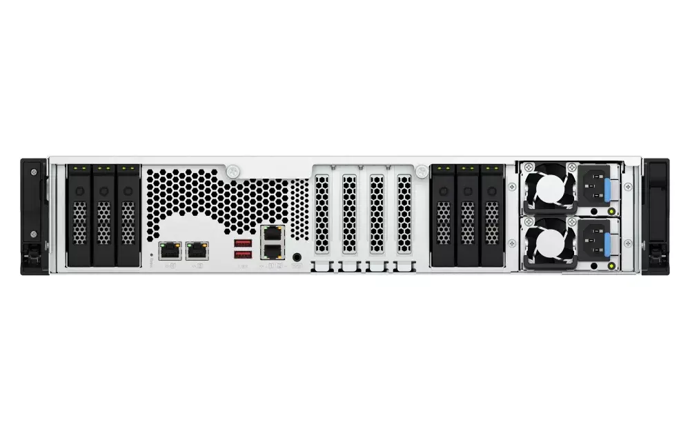 NAS QNAP TS-H3077AFU-R7-64G Photo 10