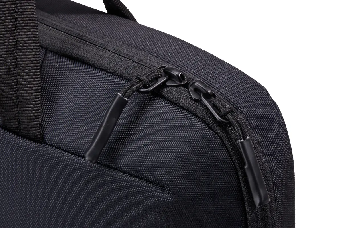 Thule Subterra 2 TSA414 Briefcase for 14-inch Laptops Photo 14