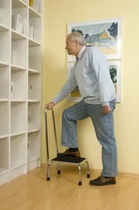 Vannas pakāpiena solis PDS CARE 27040 ar roku balstu Photo 3