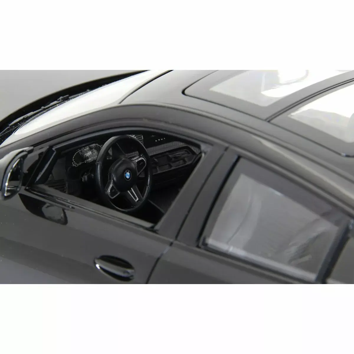 RC Car Jamara BMW X6 M Photo 13
