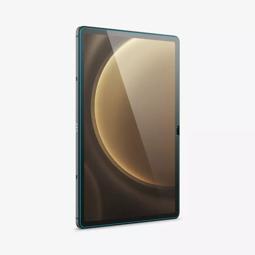 Spigen Glas.tR SLIM Clear screen protector — Galaxy Tab S9 FE Photo 3