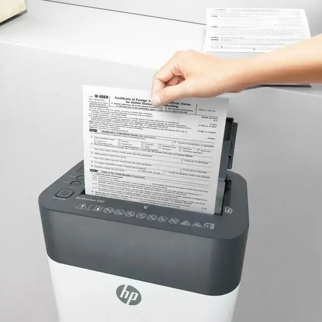 HP OneShred Auto 100CC Paper Shredder Photo 9