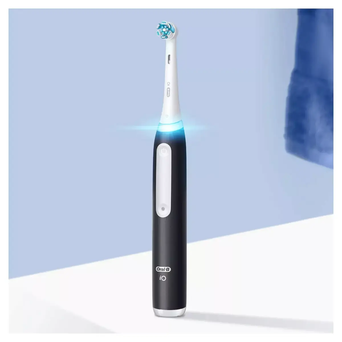 Vibrating toothbrush Oral-B iO 3 Matte Photo 3
