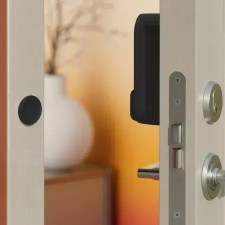 Yale Linus L2 Keyless умный дверной замок Photo 6