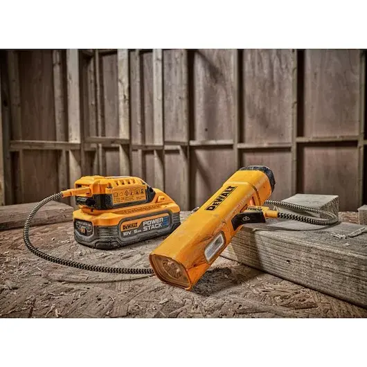 Фонарь DeWALT DCL183-XJ Photo 6