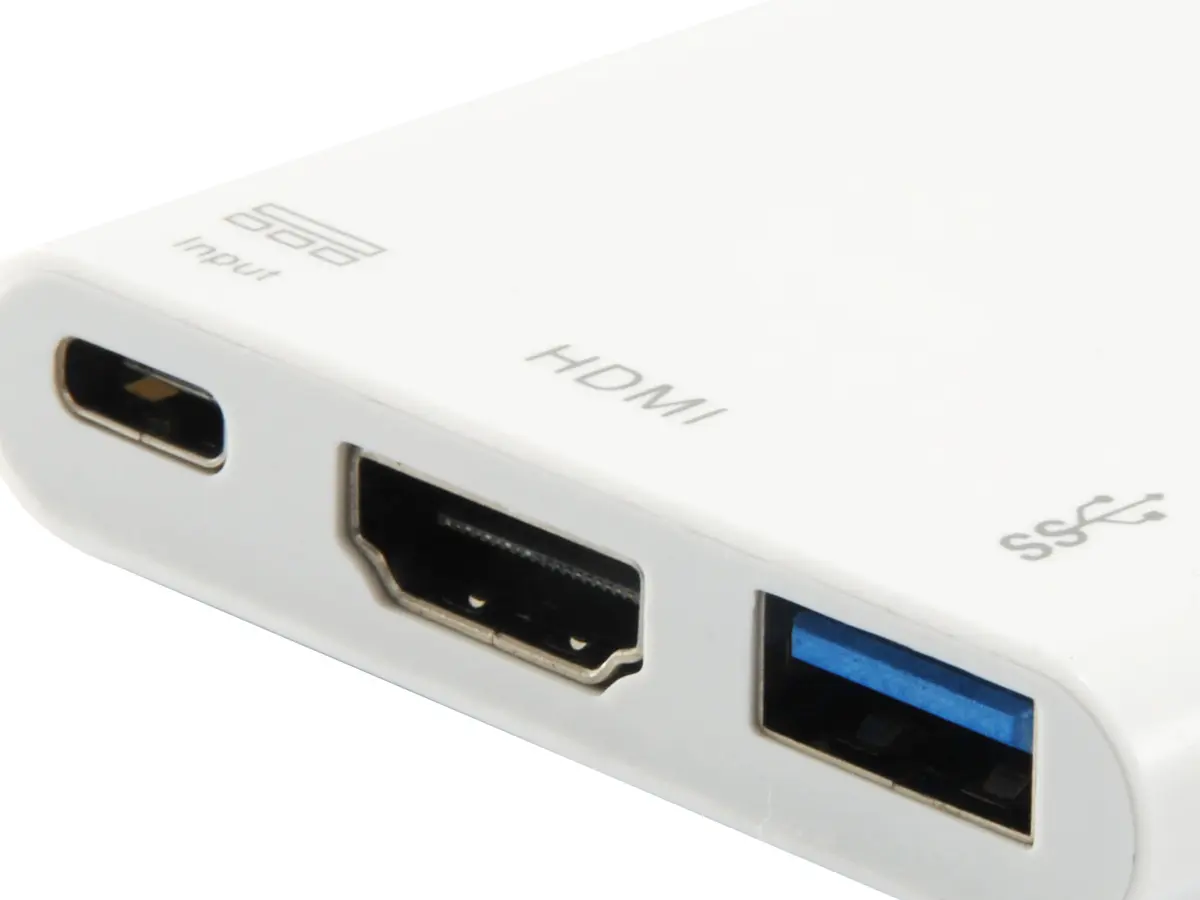 Equip USB Type-C to HDMI, USB-A and PD Adapter Photo 5