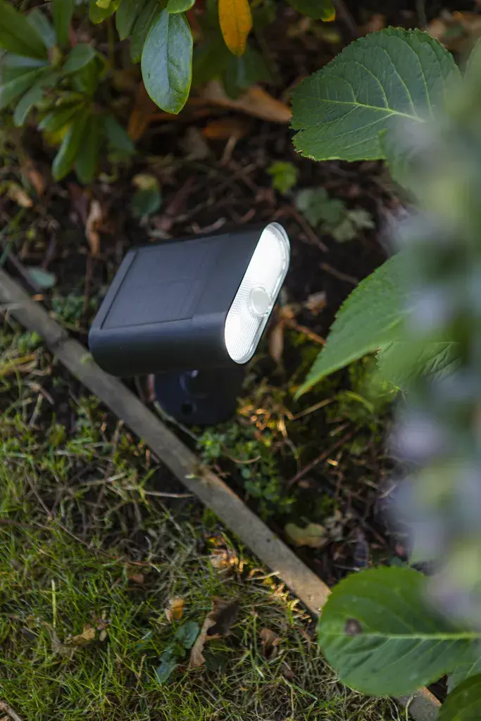 Lutec Ginbo Solar LED Outdoor Ground Light Photo 7