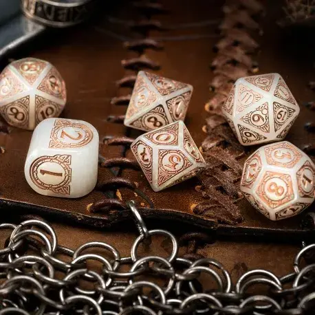 Q-Workshop RVIK4T plastic dice set Photo 3
