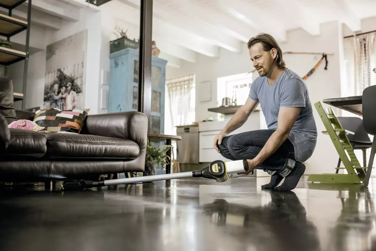 Беспроводной пылесос Karcher VC 6 ourFamily Battery Plus (1.198-677.0) Photo 6