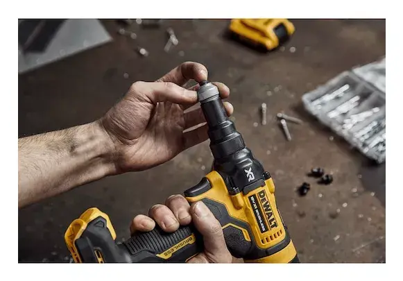 Rivet Tool DeWALT DCF403NT-XJ Photo 7