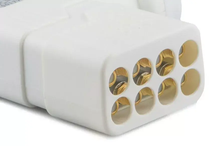 Opticum Robust Octo Low Noise Block downconverter (LNB) 1074 Photo 2