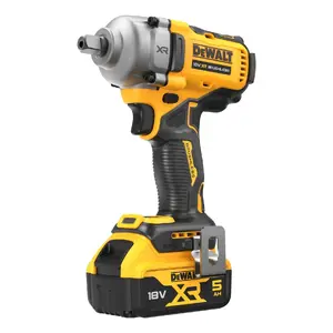 Аккумуляторный ударный винтовёрт DeWALT DCF892P2T 2000 об/мин, макс. момент 1084 Н·м, вес 1,67 кг