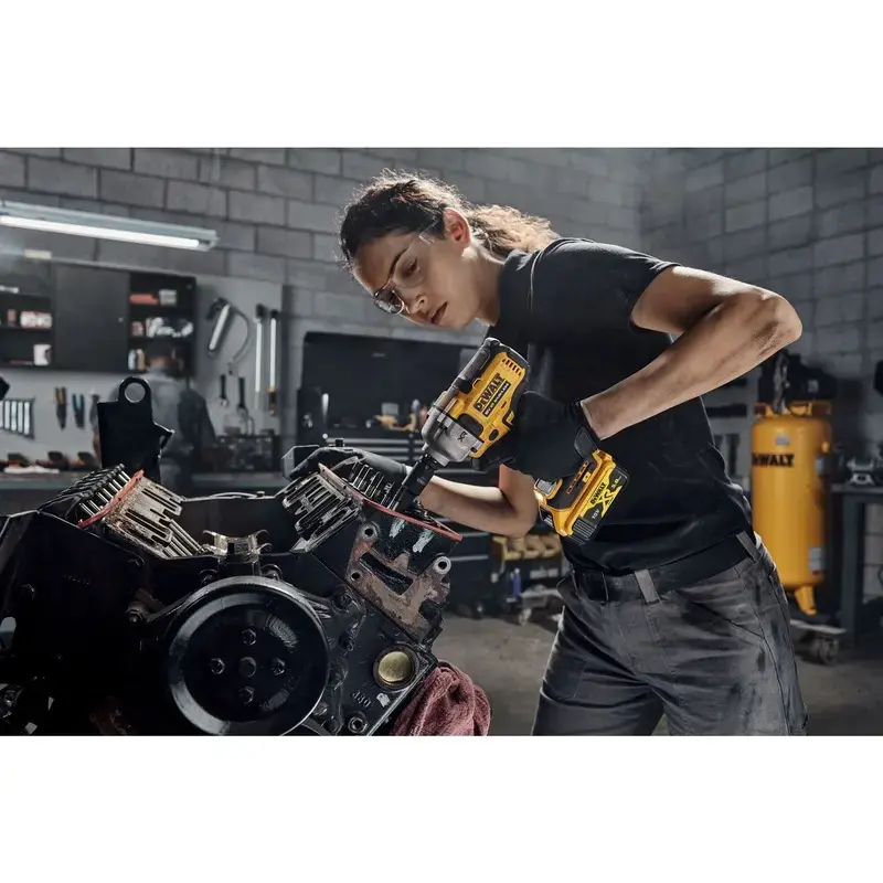DeWALT DCF892P2T ударный винтовёрт Photo 7