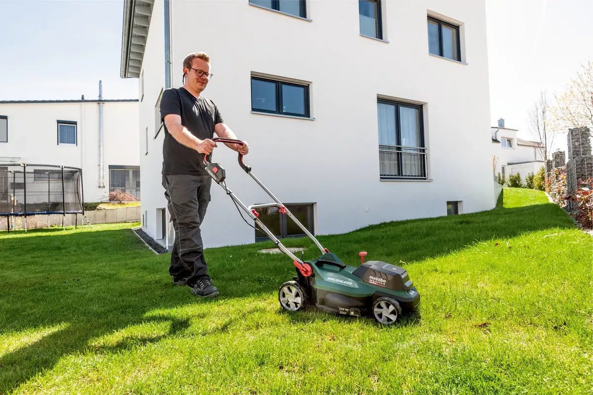 Газонокосилка Metabo RM 36-18 LTX BL 36 Photo 2