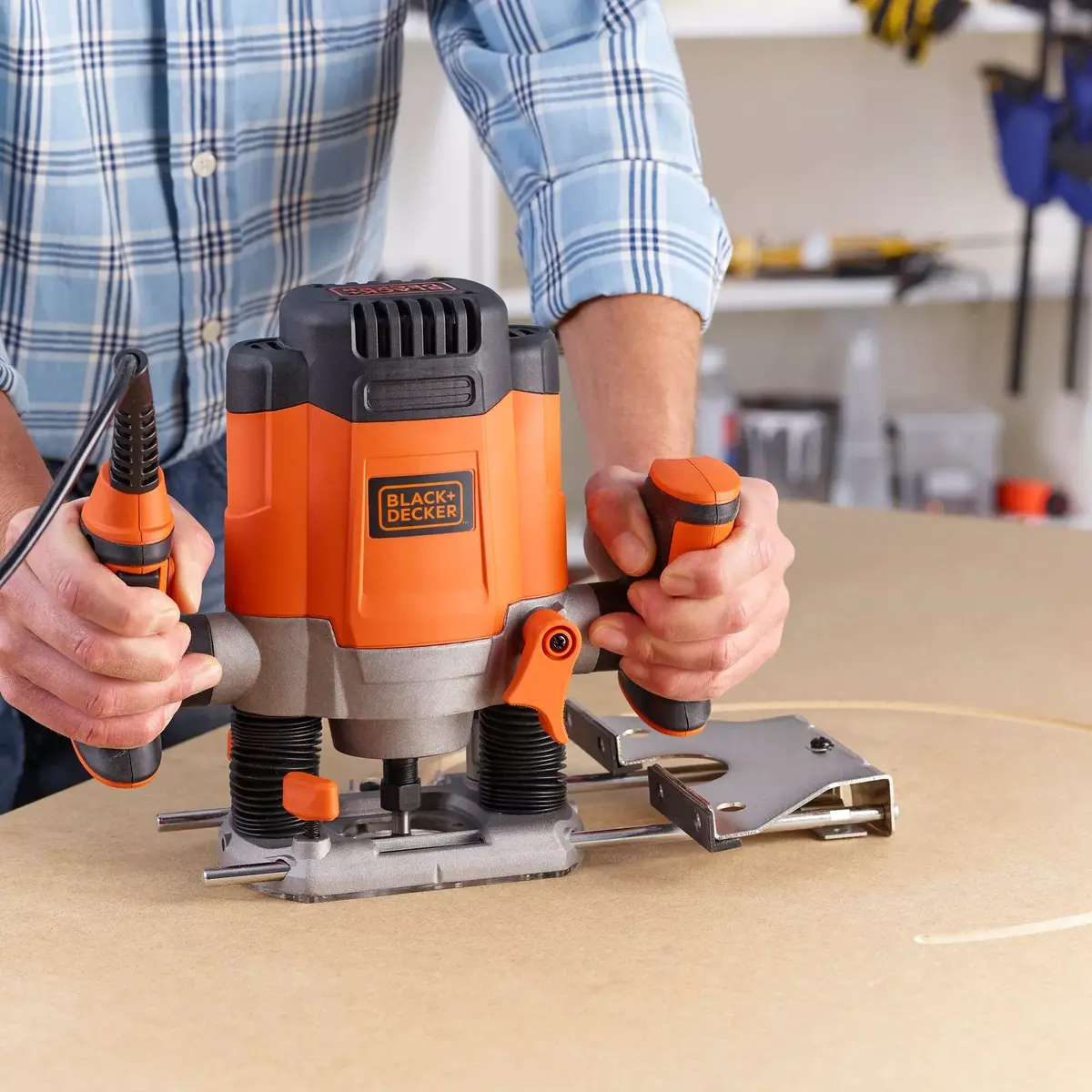 Black & Decker KW1200E фрезер 1200 Вт Photo 4
