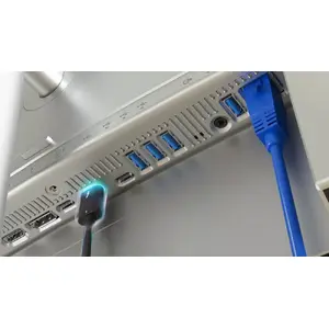 Thunderbolt™ 4