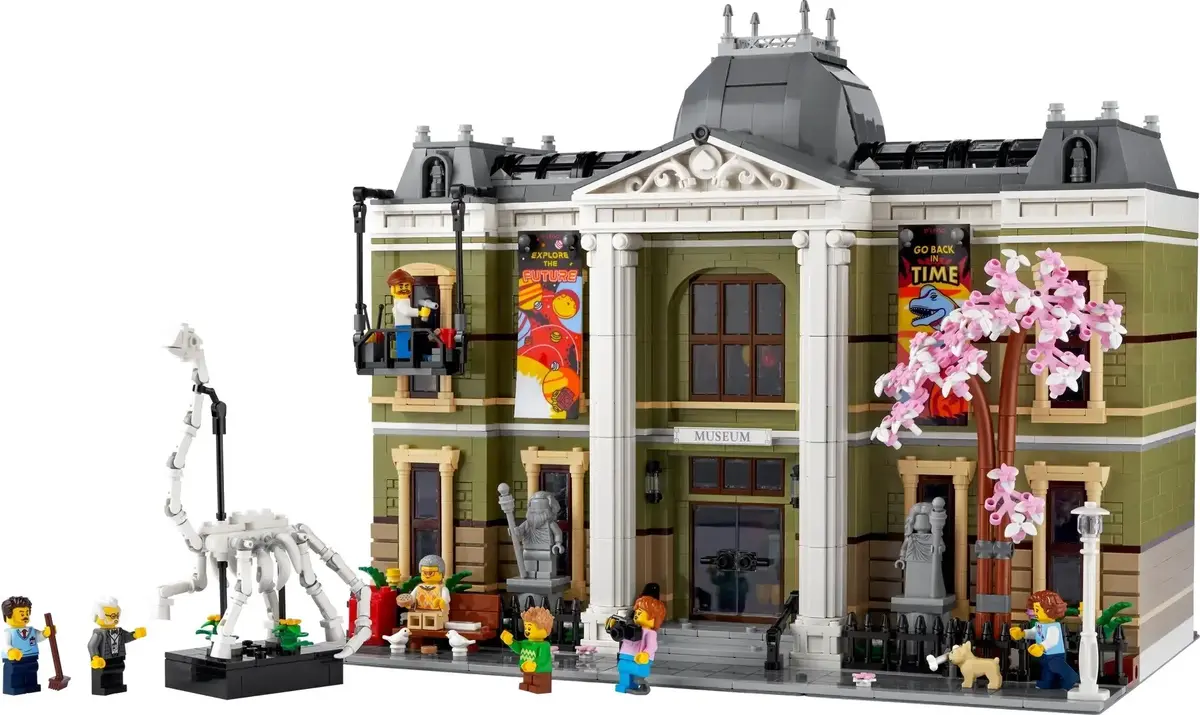 LEGO Icons Natural History Museum 10326 набор Photo 3