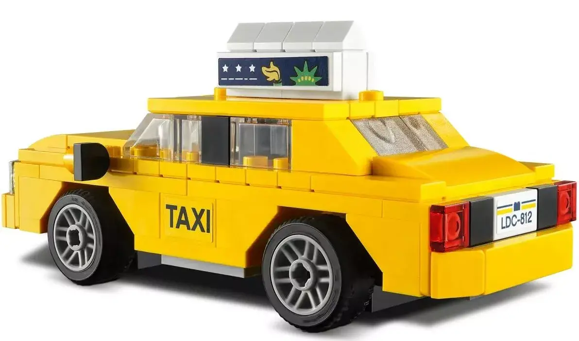 LEGO Creator 40468 Yellow Taxi 3-in-1 model Photo 5