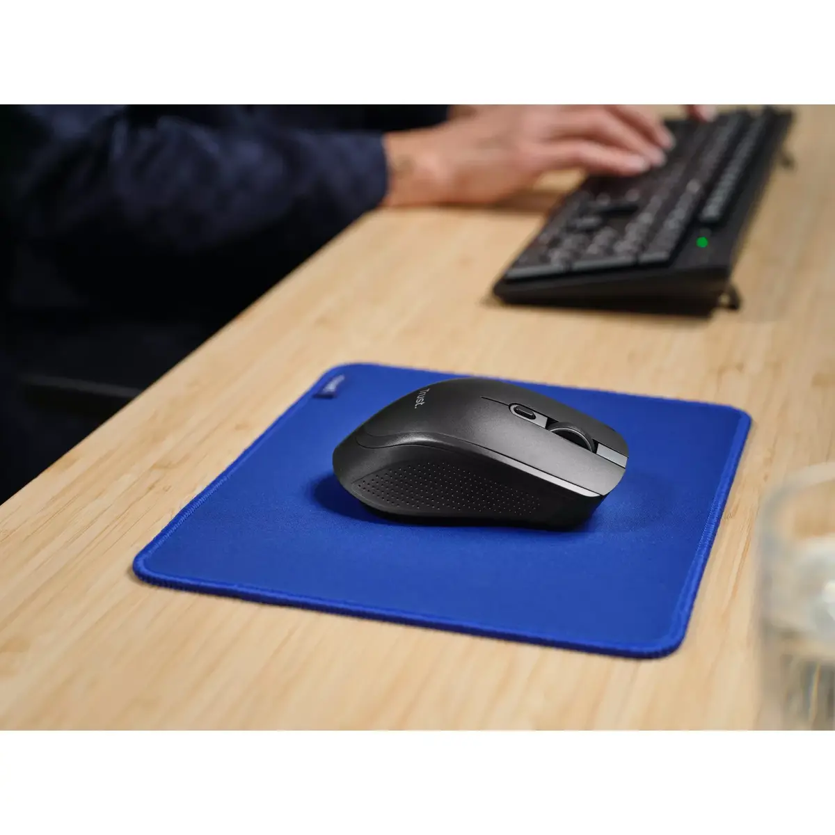 Мышь Trust Ozaa+ Office Photo 10