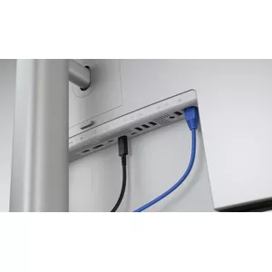 Thunderbolt™ 4