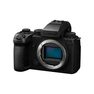 Panasonic Lumix S5IIX Беззеркальный цифровой фотоаппарат со сменными объективами 24,2 MP CMOS 12000 x 8000 пикселей Черный