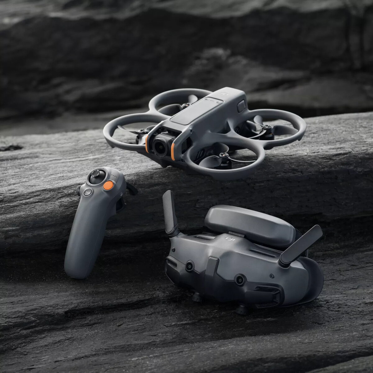 Квадрокоптер DJI Avata 2 Fly More Combo FPV Photo 2
