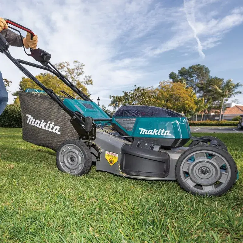 Makita DLM532PT4 rokām stumjams akumulatora zāles pļāvējs Photo 2