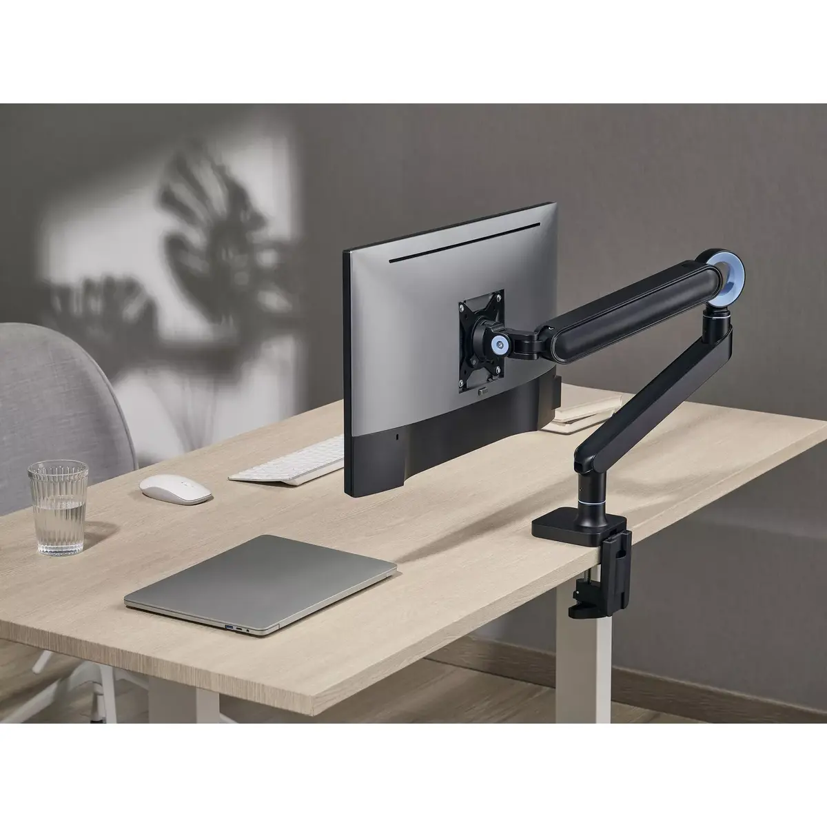 Monitoru galda stiprinājums Equip 17"-35" Premium Photo 7
