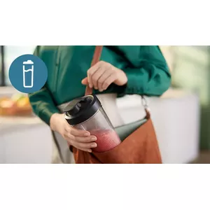 700 and 500 ml tumblers with lids for storage or on-the-go
