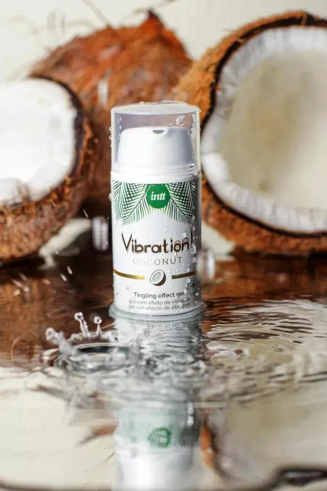 Intt Vibration Oil Coconut 15 ml massage and intimate oil Photo 4