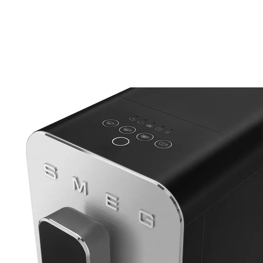 Кофемашина Smeg BCC11BLMEU с функцией пара Photo 4