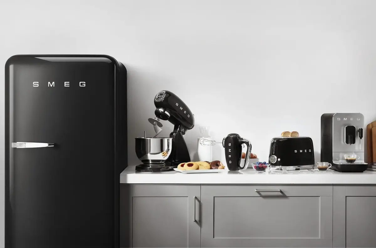 Кофемашина Smeg BCC11BLMEU с функцией пара Photo 23