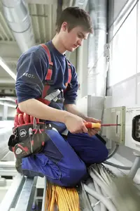 Wiha 41157 Ручная отвертка с магазином бит LiftUp electric красно-желтая 7 предметов