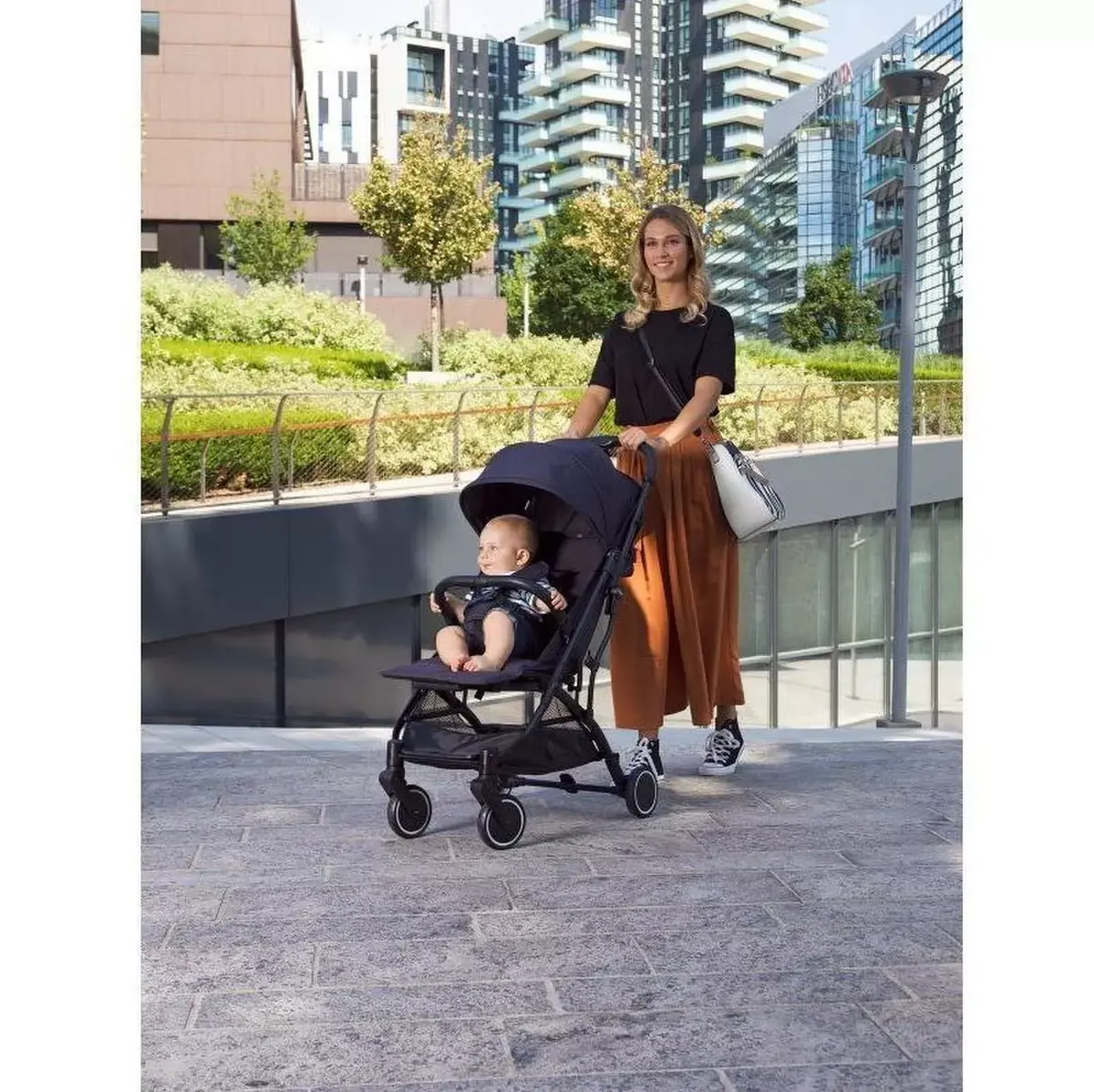 CHICCO Trolley Me lightweight stroller Photo 4