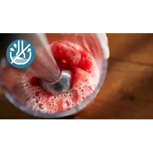 Защита лезвия от брызг сохраняет чистоту на кухне