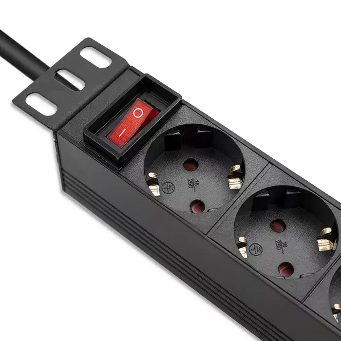 Сетевой фильтр QOLTEC 54603 — 1U, 16A, 4× SCHUKO Photo 5