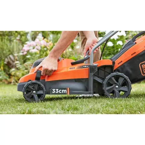Газонокосилка Black & Decker BCMW3318L2 Photo 11