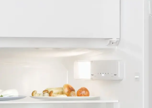 Candy CM4SE68W Undercounter Fridge Photo 12