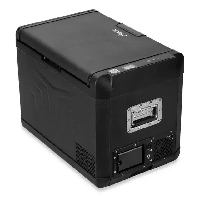 Yolco GCX47 Black portable compressor fridge Photo 2