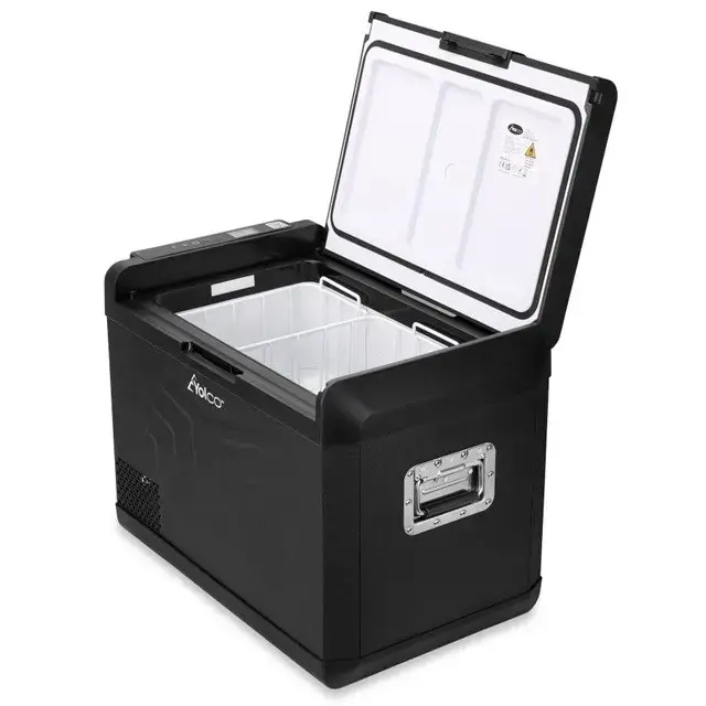 Yolco GCX47 Black portable compressor fridge Photo 12
