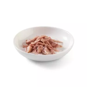 Влажный корм для кошек Agras Pet Foods Schesir в желе — тунец 85 г, для взрослых, влажность 85%, белок 12%