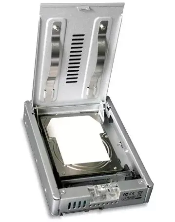 Storage Drive Docking Station Icy Dock MB982IP-1S-1 Photo 3