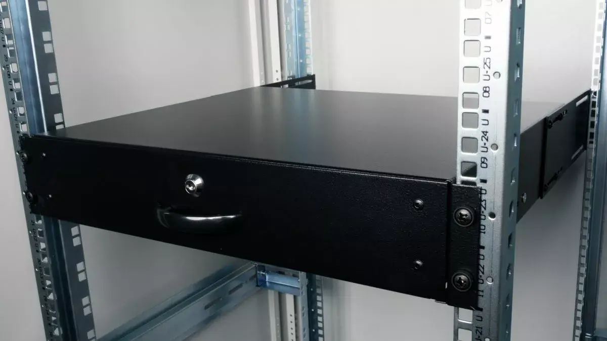 Atvilktņu bloks Equip Lockable Drawer 19' 2U RAL9005 Black Photo 4