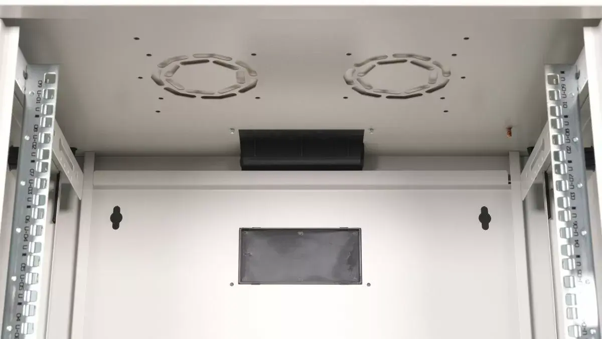 Sienas montāžas skapītis Equip Pro Mount 19' Cabinet Photo 5