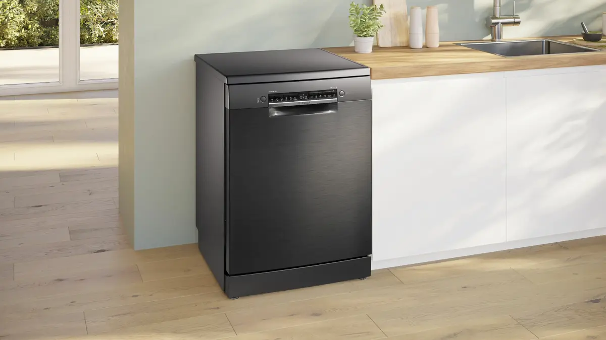 Bosch Serie 4 SMS4EMC06E Freestanding Dishwasher Photo 3