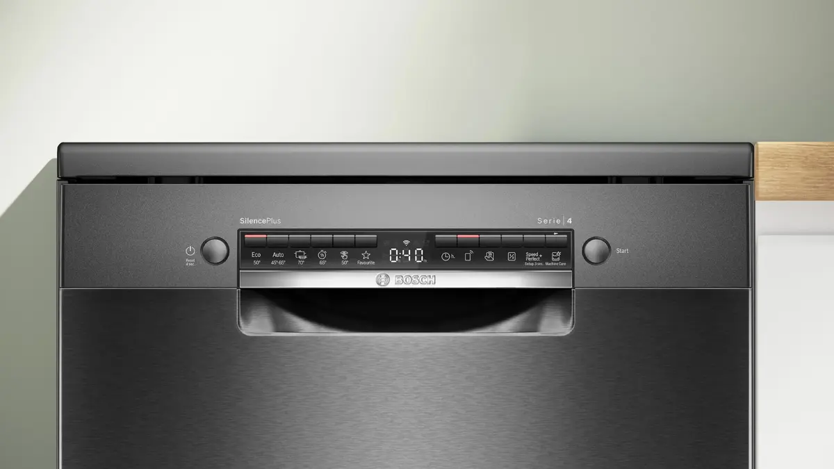 Bosch Serie 4 SMS4EMC06E Freestanding Dishwasher Photo 4