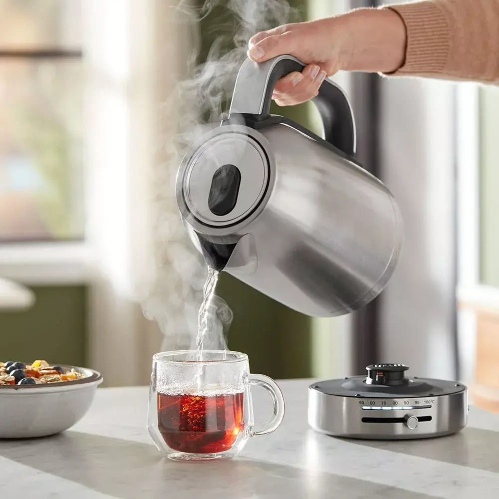 Electric kettle KitchenAid 1.7 L 2400 W 5KEK1701ESX Photo 5