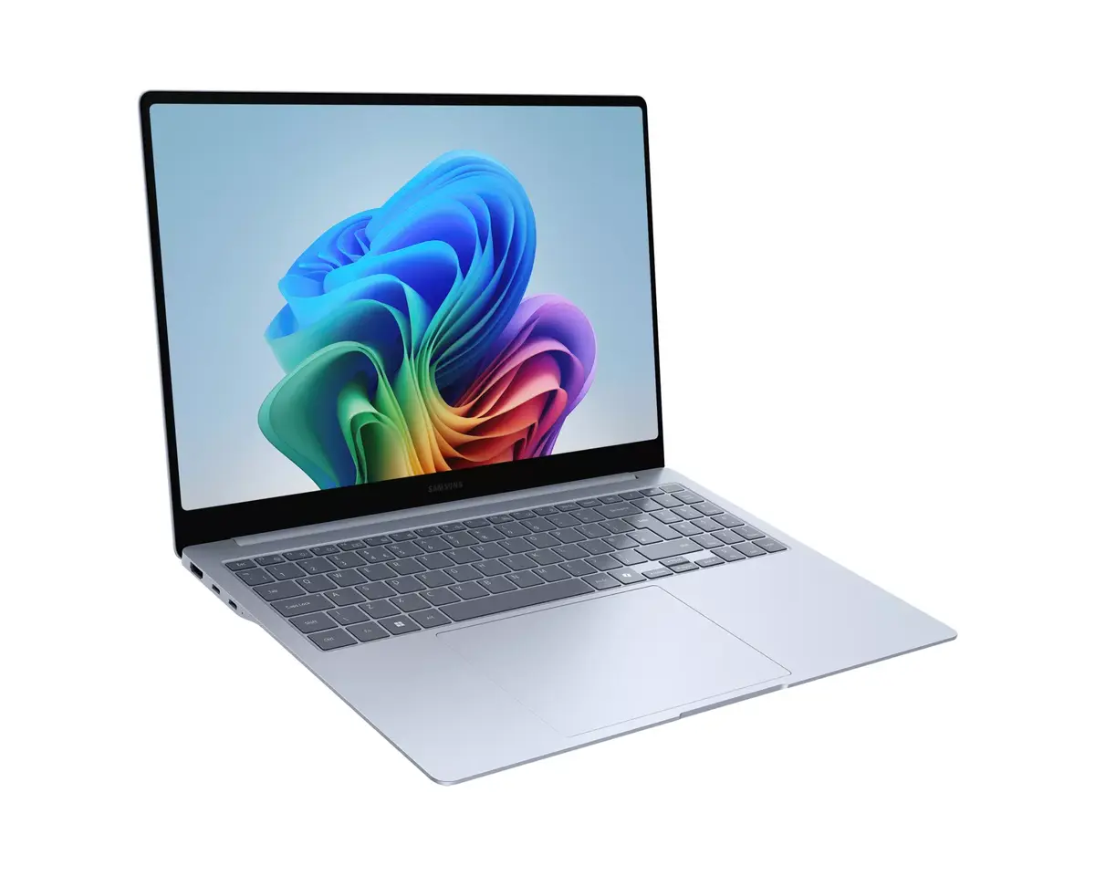 Klēpjdators Samsung Galaxy Book4 Edge Photo 9