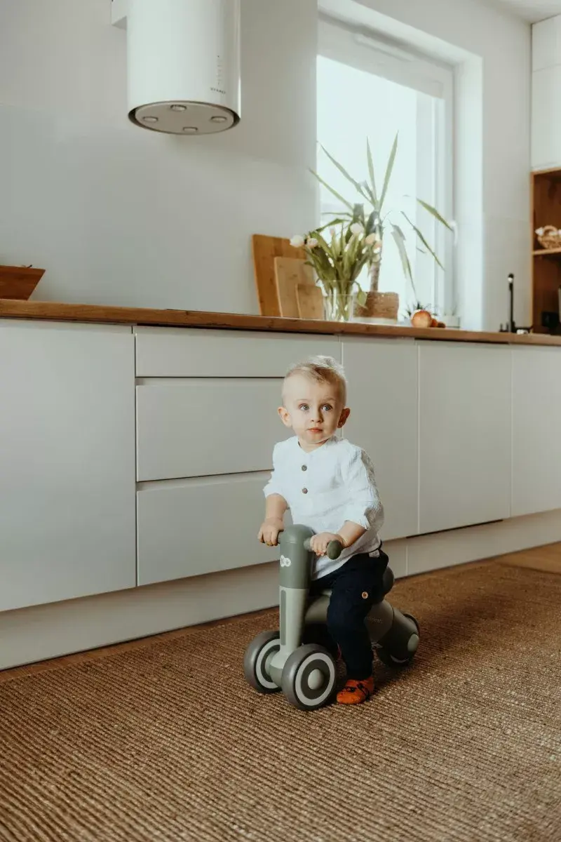 Трёхколёсный велосипед Kinderkraft MINIBI Photo 2